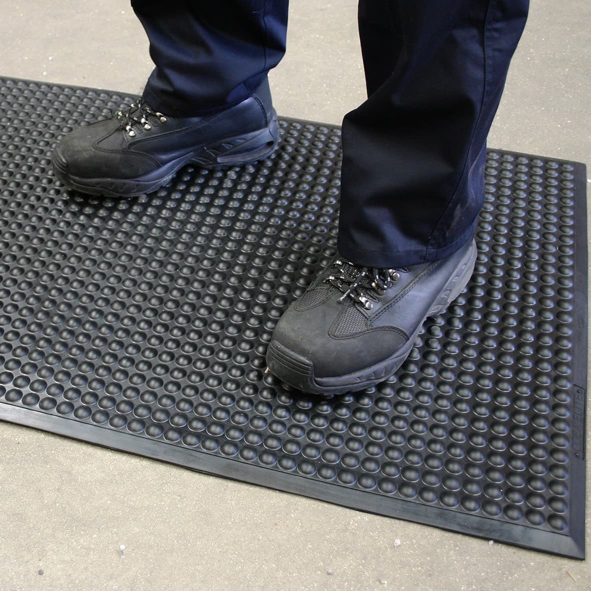 COBAelite Bubble Anti-Fatigue Mat