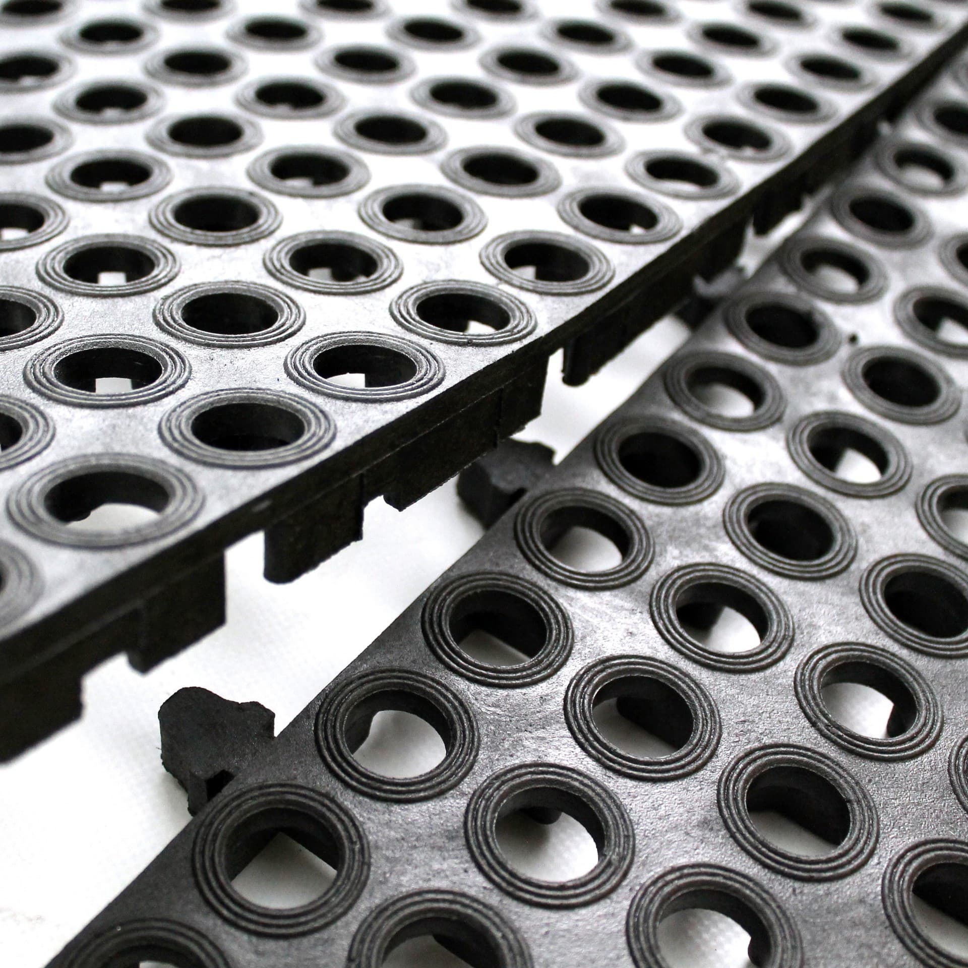 COBA ToughDeck Modular Workplace Matting