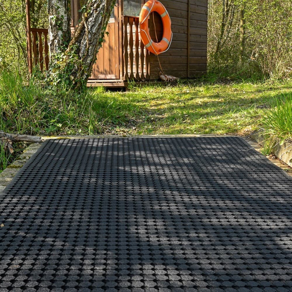 GripForce Utility Matting with Anti-Slip Surface