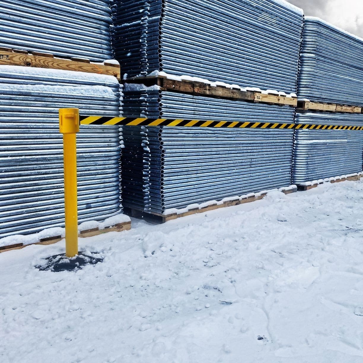 WeatherMaster Outdoor Retractable Safety Barriers 4.9m Length